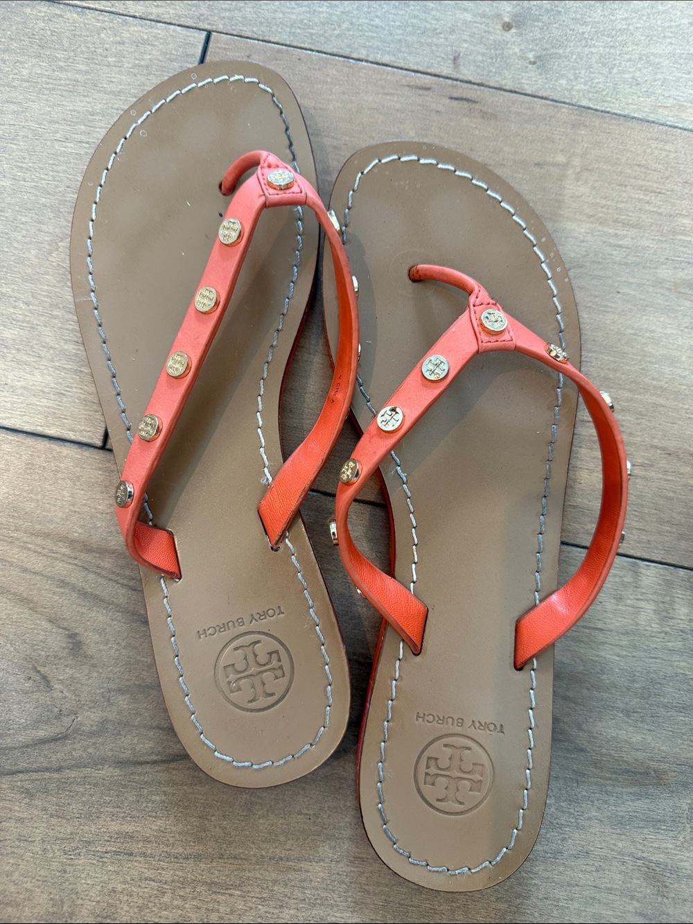 Tory Burch Orange Coral Logo-Embellished Leather Thong Sandals